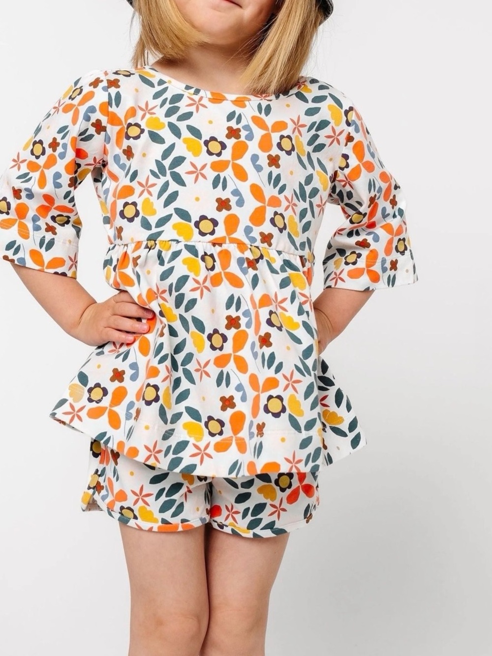 Alice + Ames Bloom set in Lizzie Floral